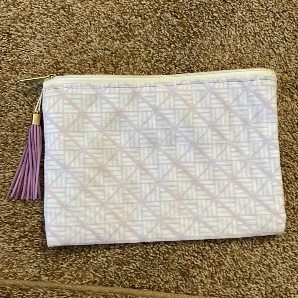 FW Design&Textiles zip up make up bag